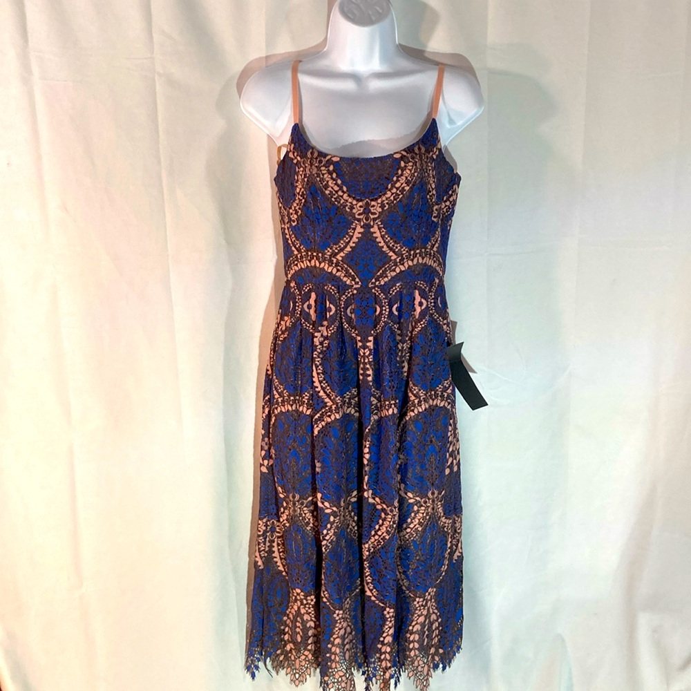 61-14 BcbgMaxAzria blue multicolor lace overlay scalloped hem Antonina dress 4
